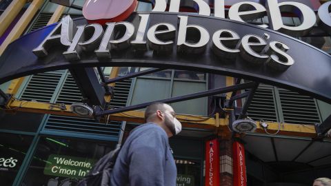 Applebee’s no longer wants to answer your takeout calls