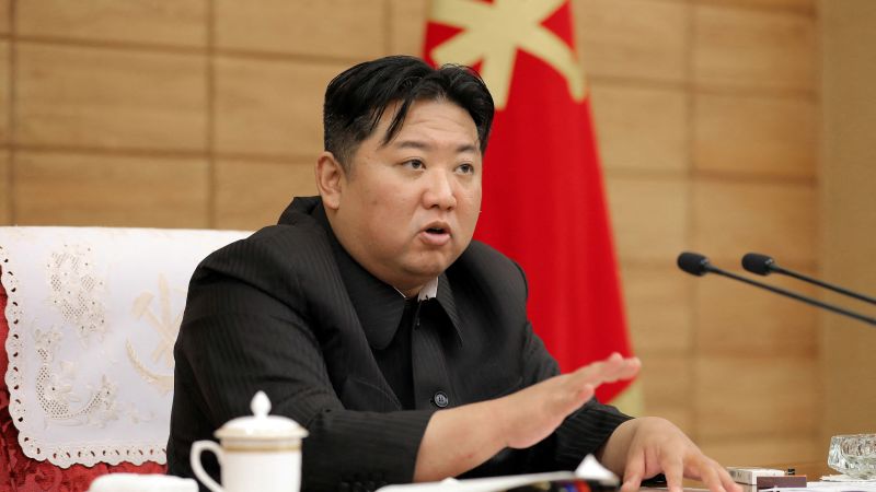북한이 동해상으로 단거리 탄도미사일 8발을 발사했다고 한국 정부가 밝혔습니다.