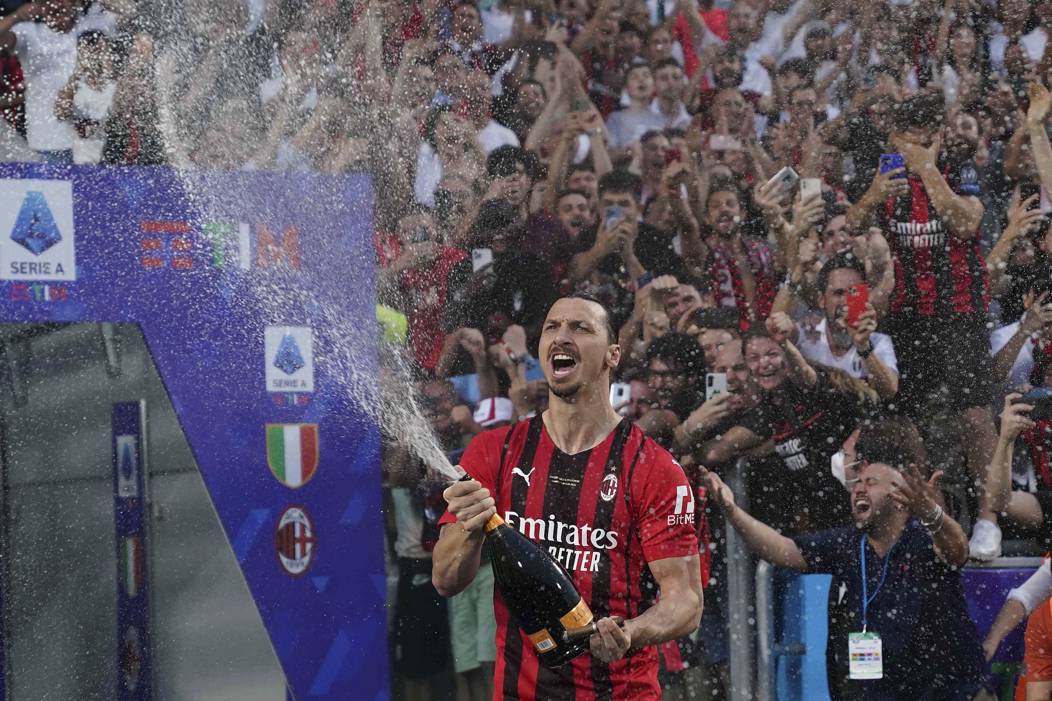 Zlatan Ibrahimović revels in AC Milan's Serie A title in 11 years, dedicates trophy to Mino Raiola | CNN