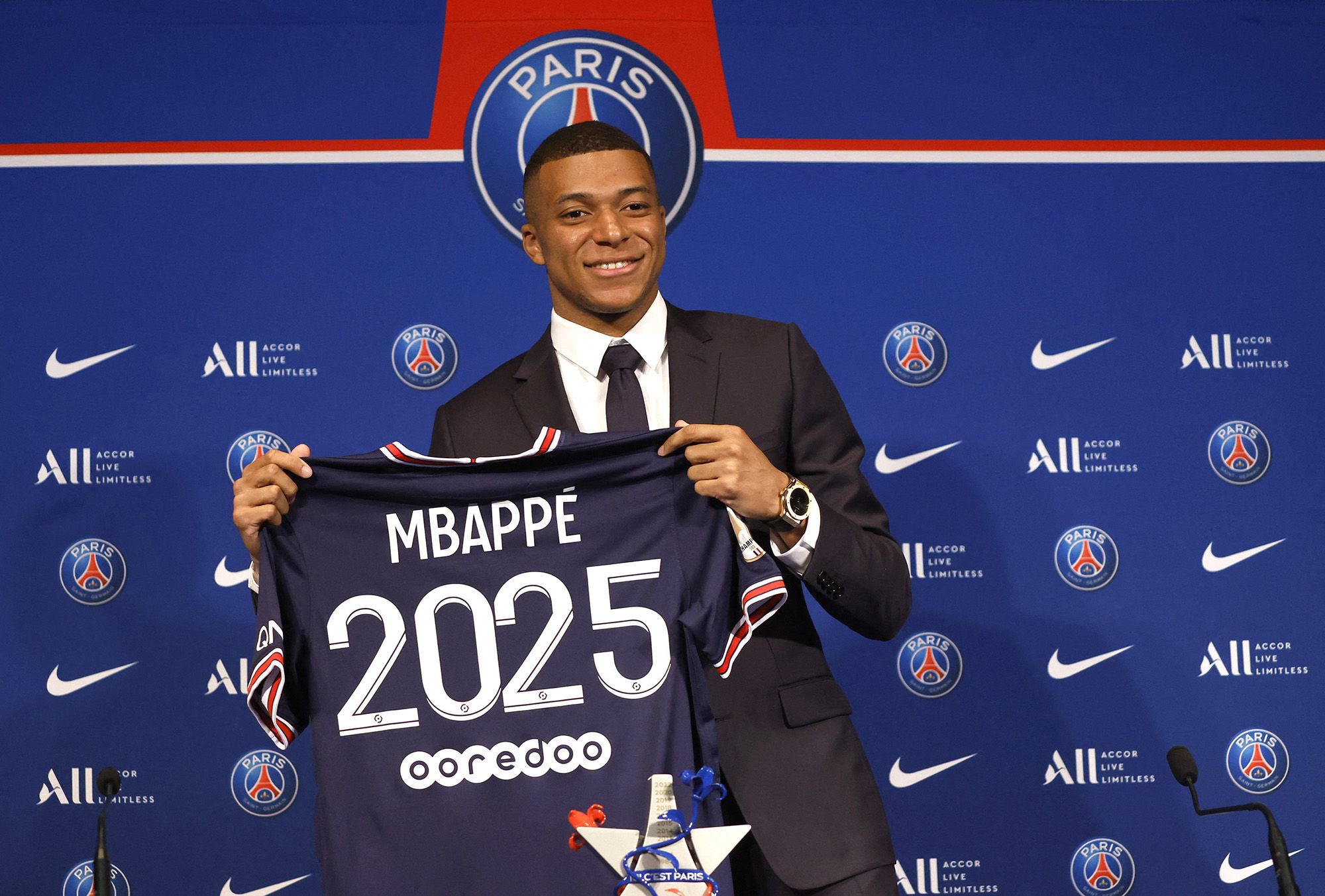 Kylian Mbappe informs PSG he will not extend contract: Media, Football  News