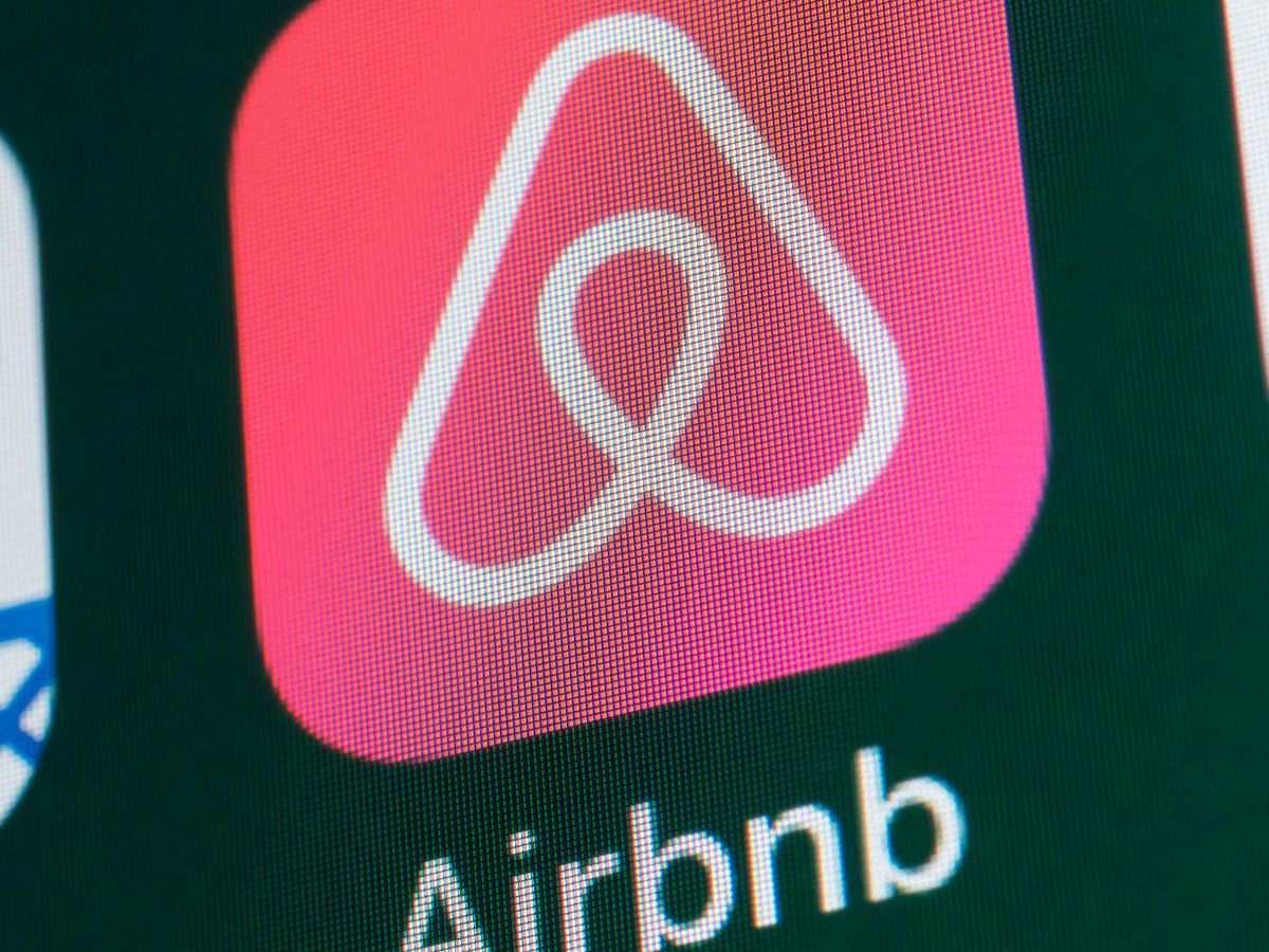 Airbnb is closing its listings business in China | CNN Business