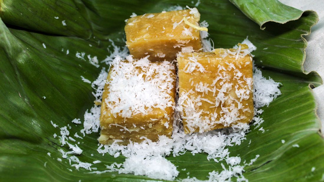 <strong>Getuk, Indonesia:</strong> A delicious, brightly-hued dessert, getuk is normally made with peeled, boiled and mashed cassava mixed with coconut, but variations include yam, potato, banana, taro or even cheese.