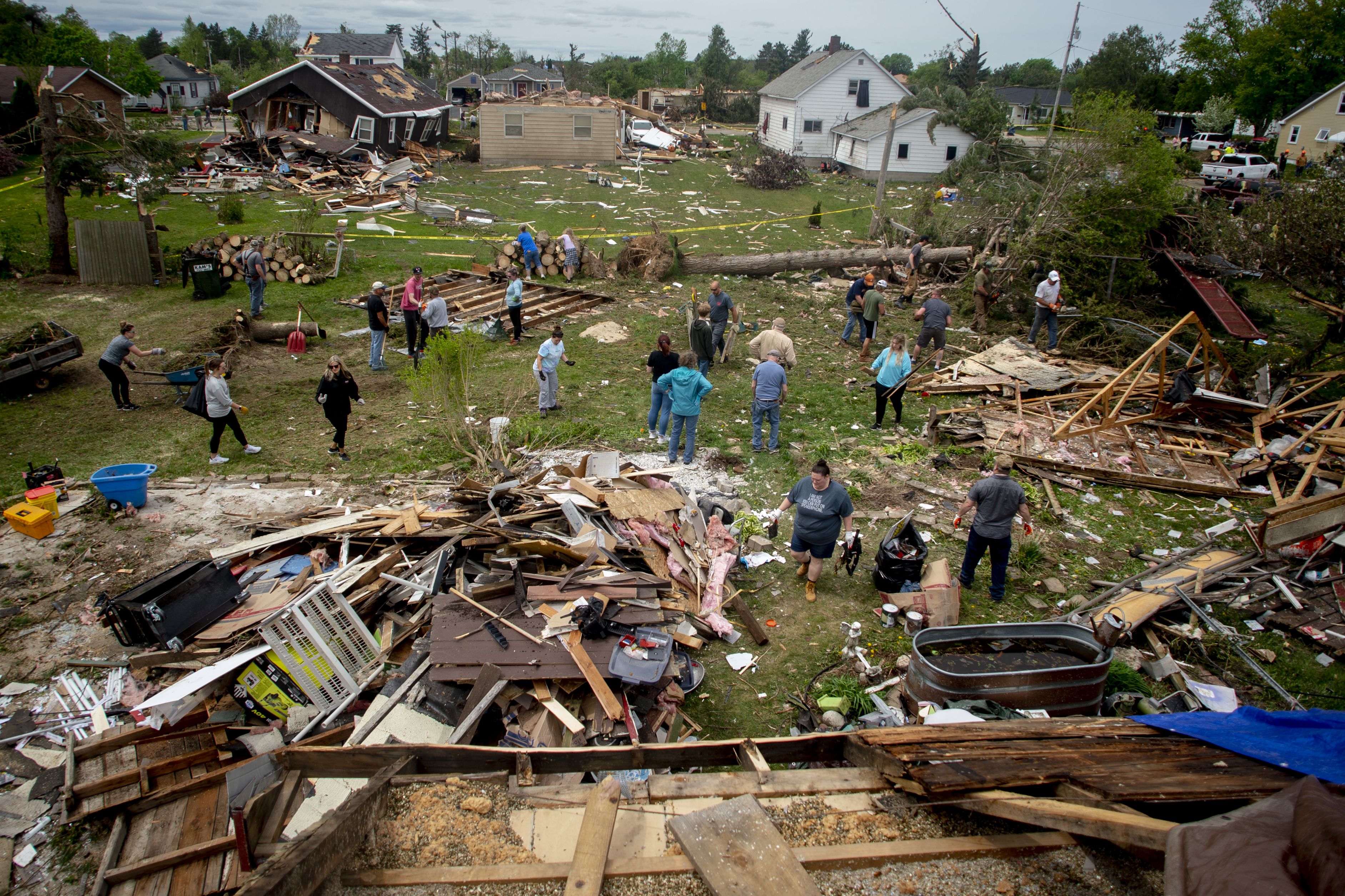 Tornado cleanup in Michigan