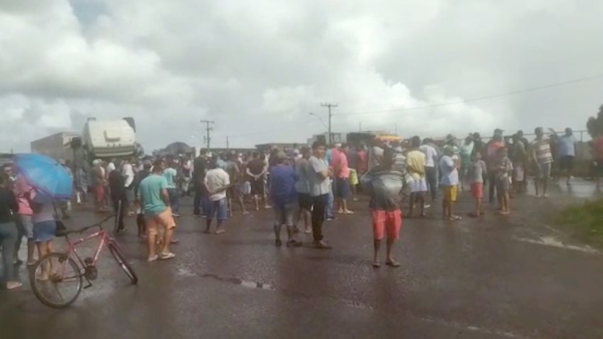 Protests were held in Umbauba, in the Brazilian state of Sergipe on Thursday following the death of a man in police custody Wednesday.