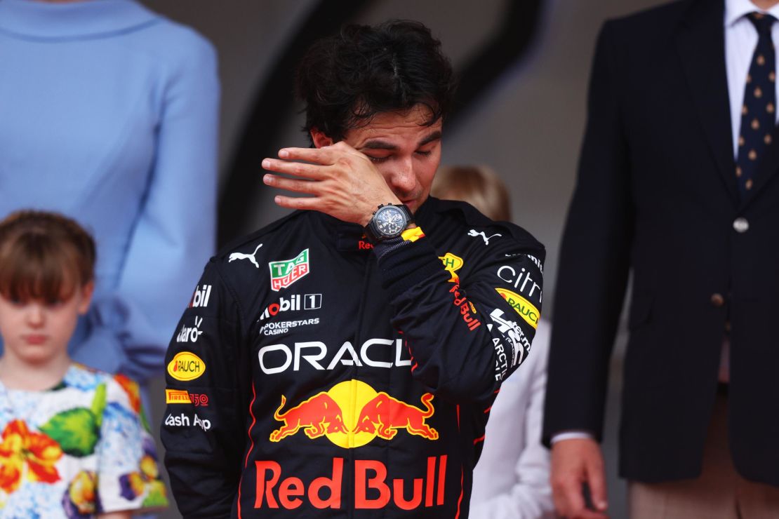 Pérez was overcome with emotion on the podium. 