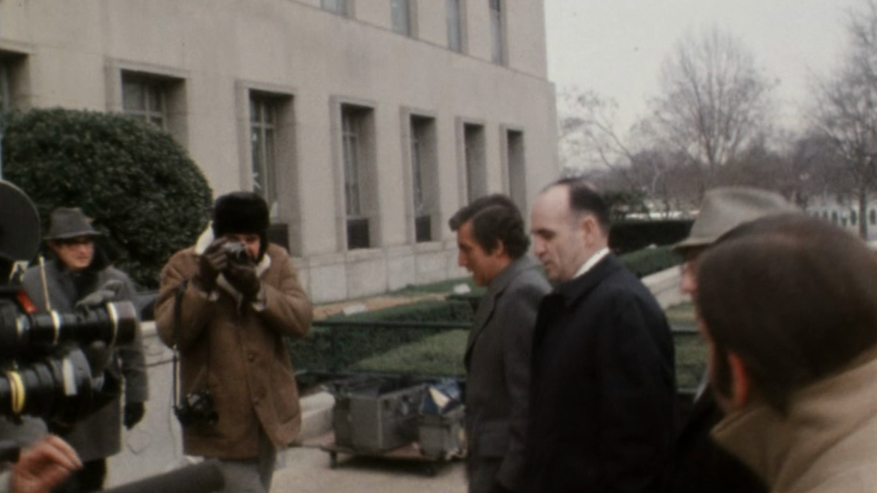 Watergate investigator shares the first clue the scandal was linked to