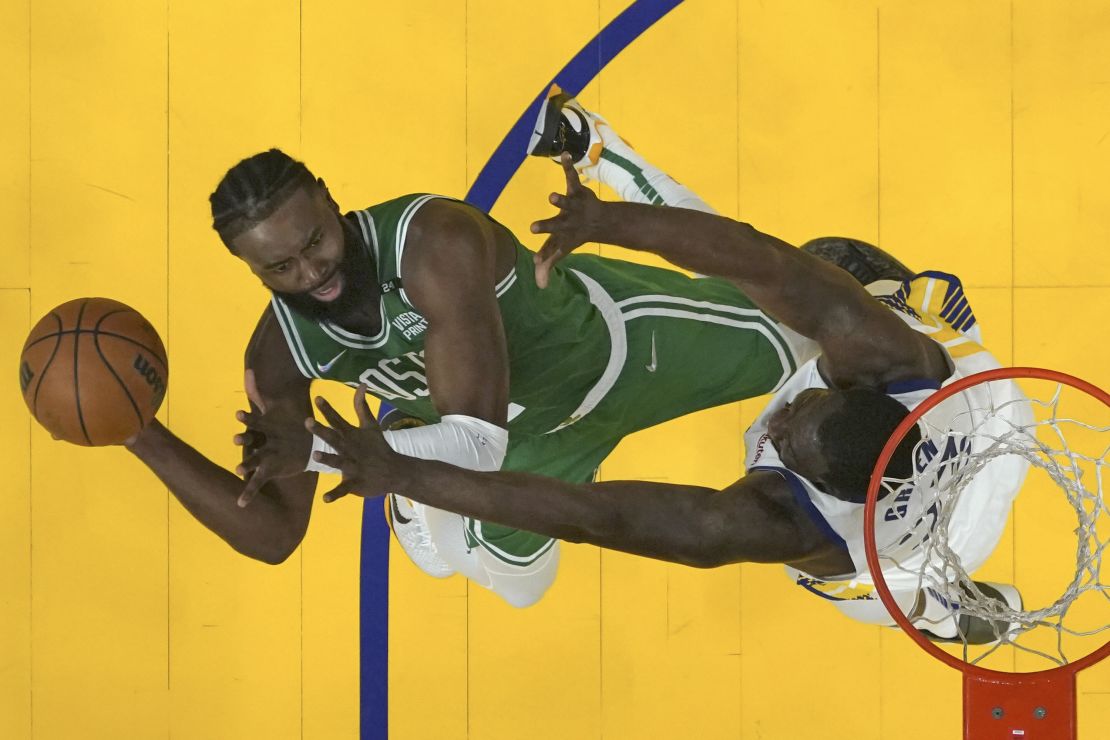Celtics make 4th-quarter comeback to win Game 1 of the NBA Finals