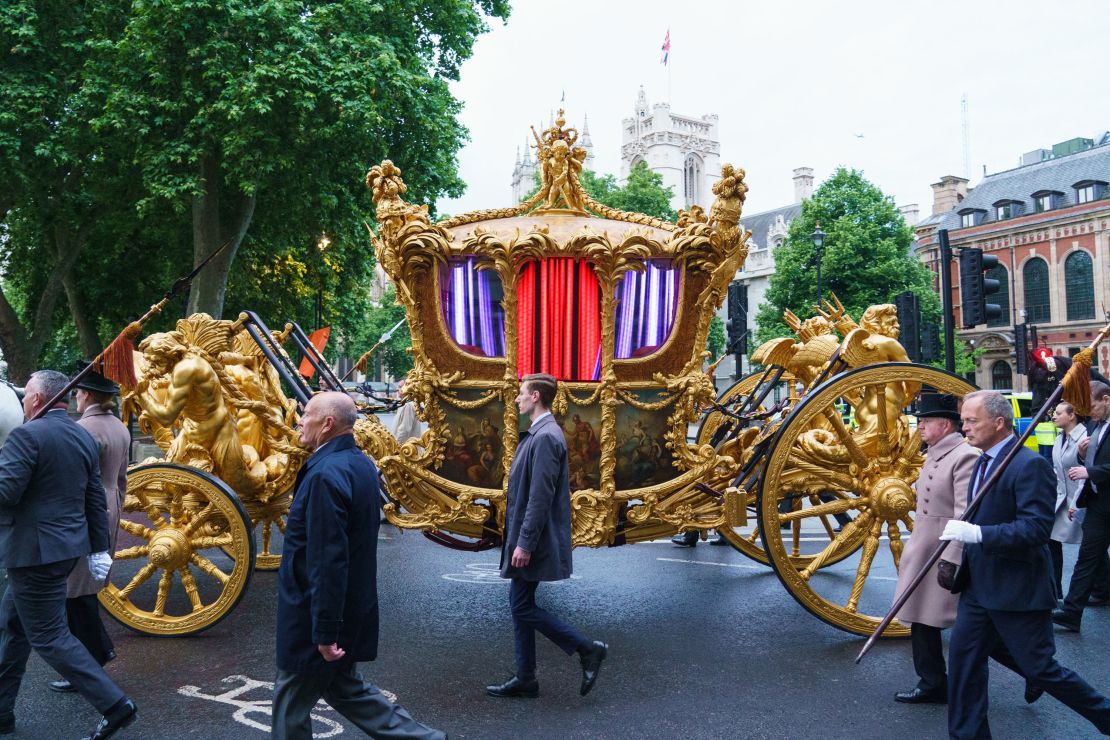 A final early morning rehearsal through London ahead of Sunday's Platinum Jubilee Pageant, which will mark the finale of the Platinum Jubilee Weekend.