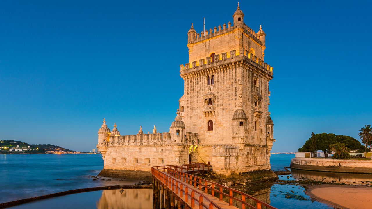 Those hoping to jet to spots popular with Brits, such as Lisbon, should expect long lines.