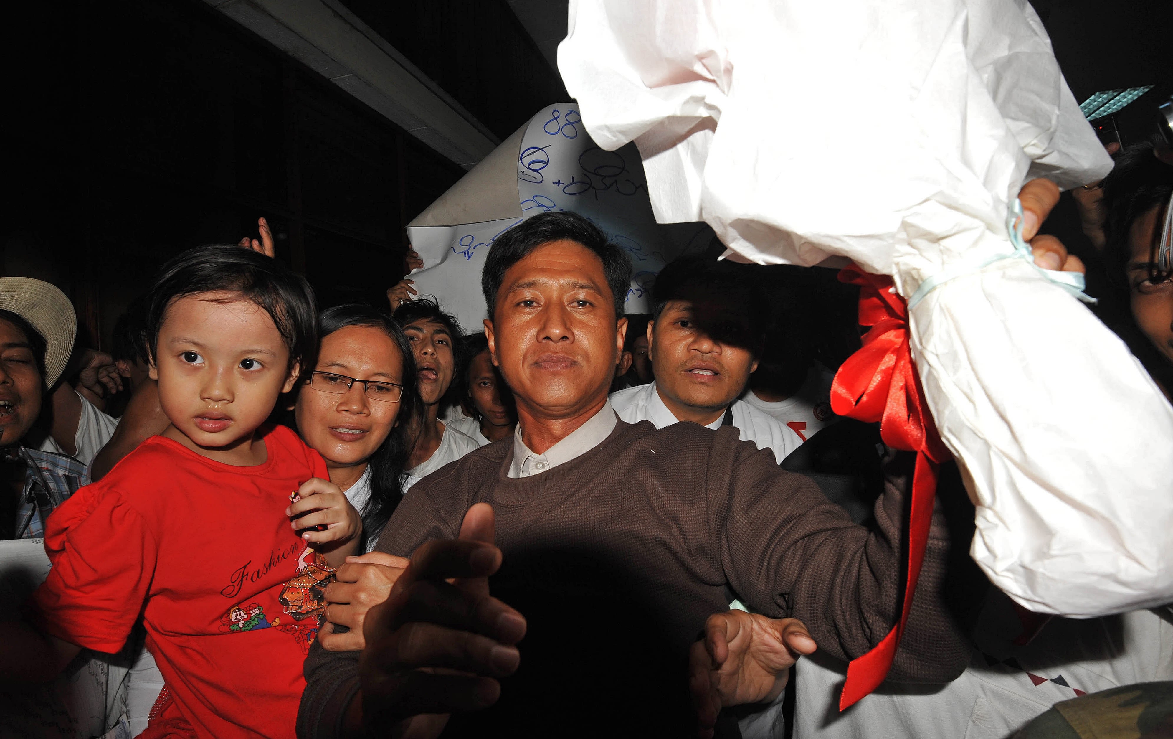 Myanmar junta executes leading democracy activists Ko Jimmy and Phyo Zayar Thaw | CNN Myanmar junta executes leading democracy activists Ko Jimmy and Phyo Zayar Thaw | CNN