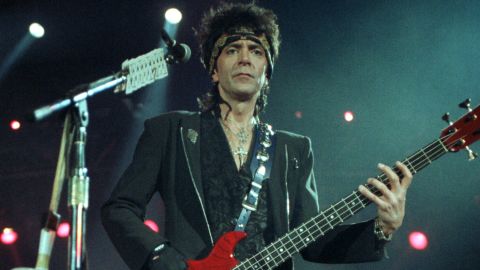 Alec John Such, founding Bon Jovi member and bassist, has died | CNN
