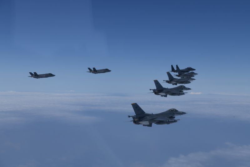 US, South Korea Fighter Jets In Show Of Force To Kim Jong Un Amid North ...