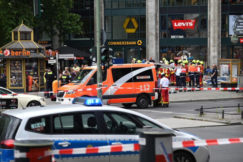 Berlin: One Person Dead, Six With Life-threatening Injuries After Car ...