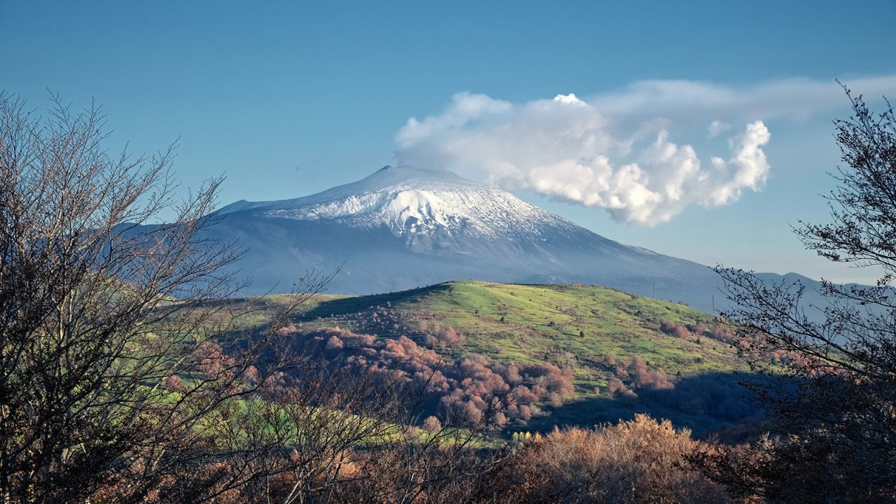 Giovanna Musumeci moved back to Randazzo, on the slopes of Etna, after a career break.