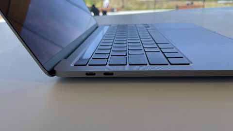 MacBook Pro 13 pouces avec M2 disponible à la commande maintenant