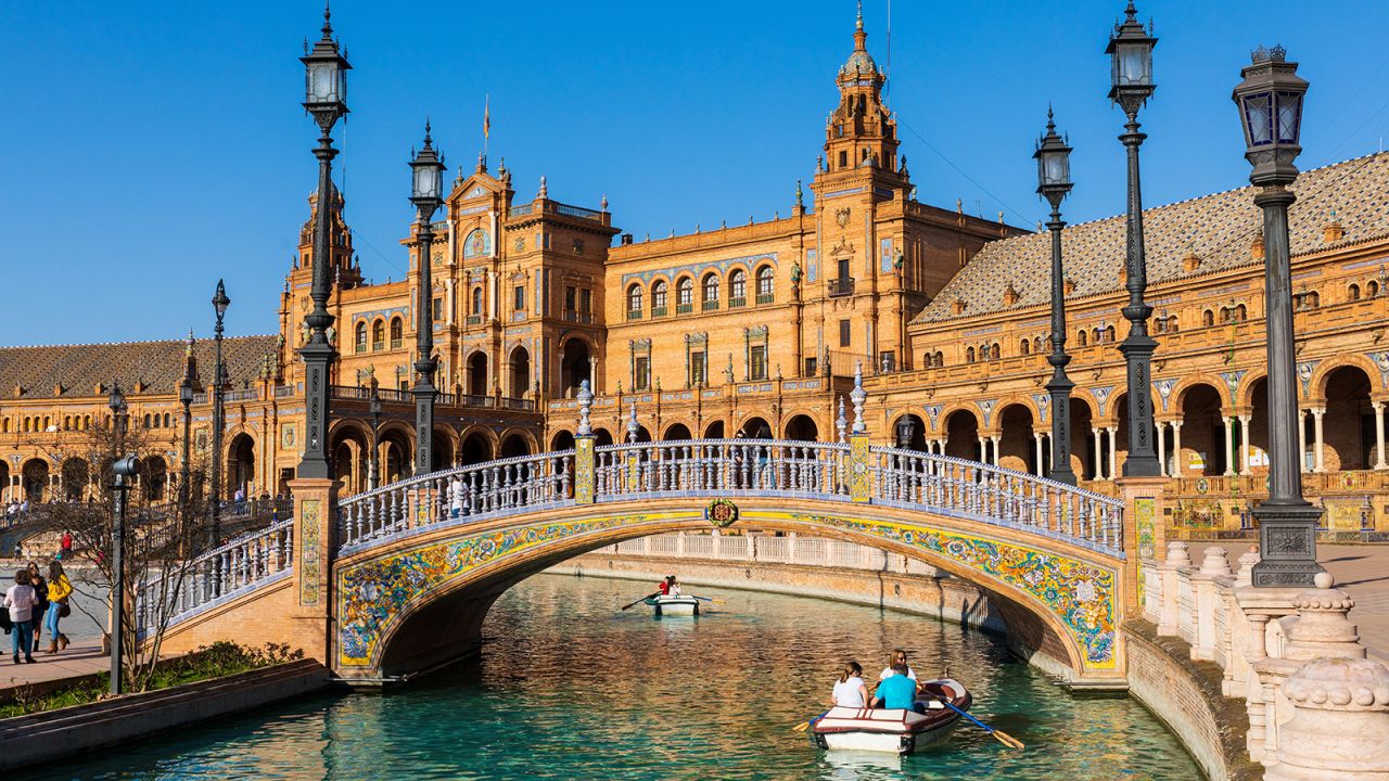 <strong>6. Plaza de España:</strong> In Seville, Spain, this romantic plaza has charmed visitors for almost 100 years, though it looks like it has been around much longer.