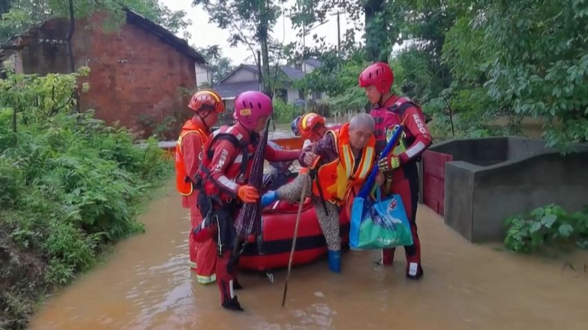 video thumbnail china floods evacuation