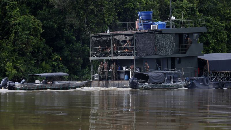 Dom Phillips and Bruno Araújo Pereira: Blood found in suspect’s boat as as Brazil searches for missing pair in remote Amazon