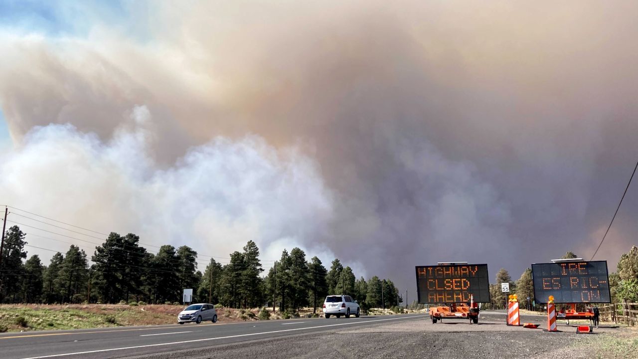 Authorities evacuated hundreds of households Sunday due to a fire in the outskirts of Flagstaff, Arizona.