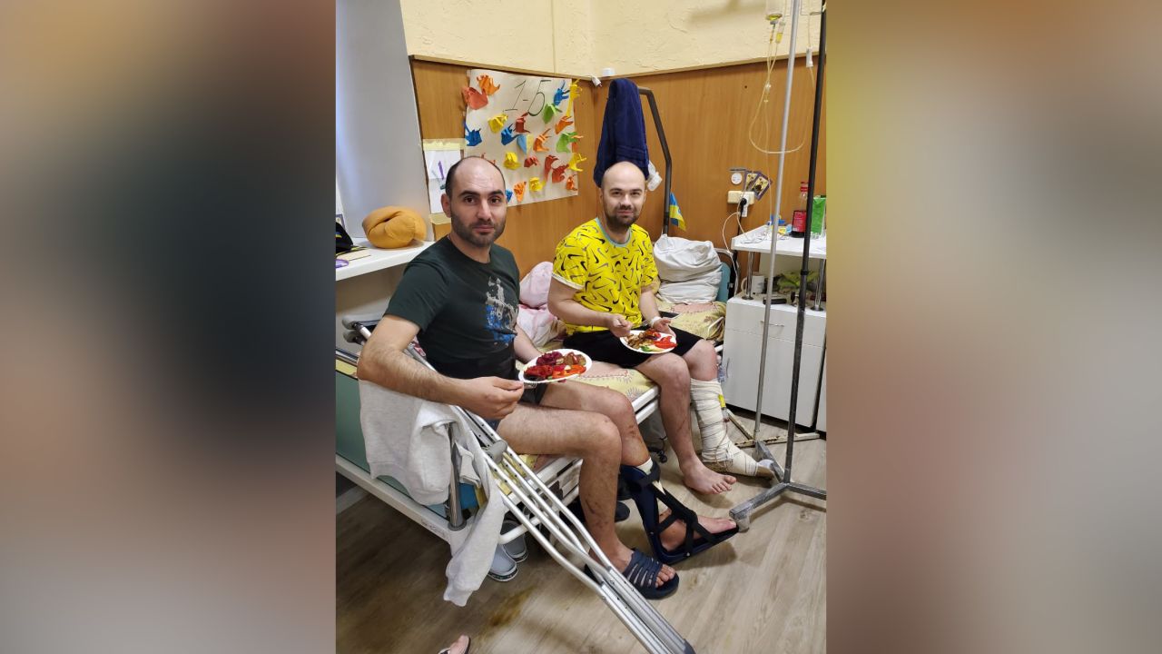 Ivan Pepeliashko (left) and Oleksii Chyzh in their hospital ward in Kyiv.