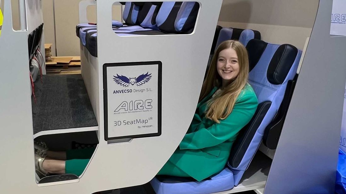 <strong>Chaise Longue: </strong>Airplane seat designer Alejandro Núñez Vicente reckons his double-decker airplane seat could revolutionize budget air travel. CNN went to the 2022 Aircraft Interiors Expo in Hamburg to try it out. 