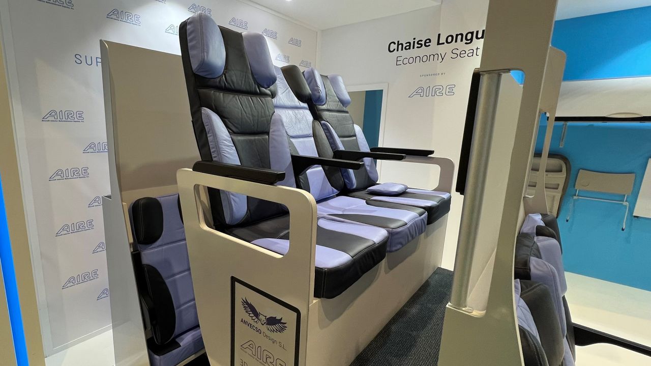 <strong>2022 Aircraft Interiors Expo:</strong> The concept is called Chaise Longue and it began as a college project for Núñez Vicente, who is now 22. 