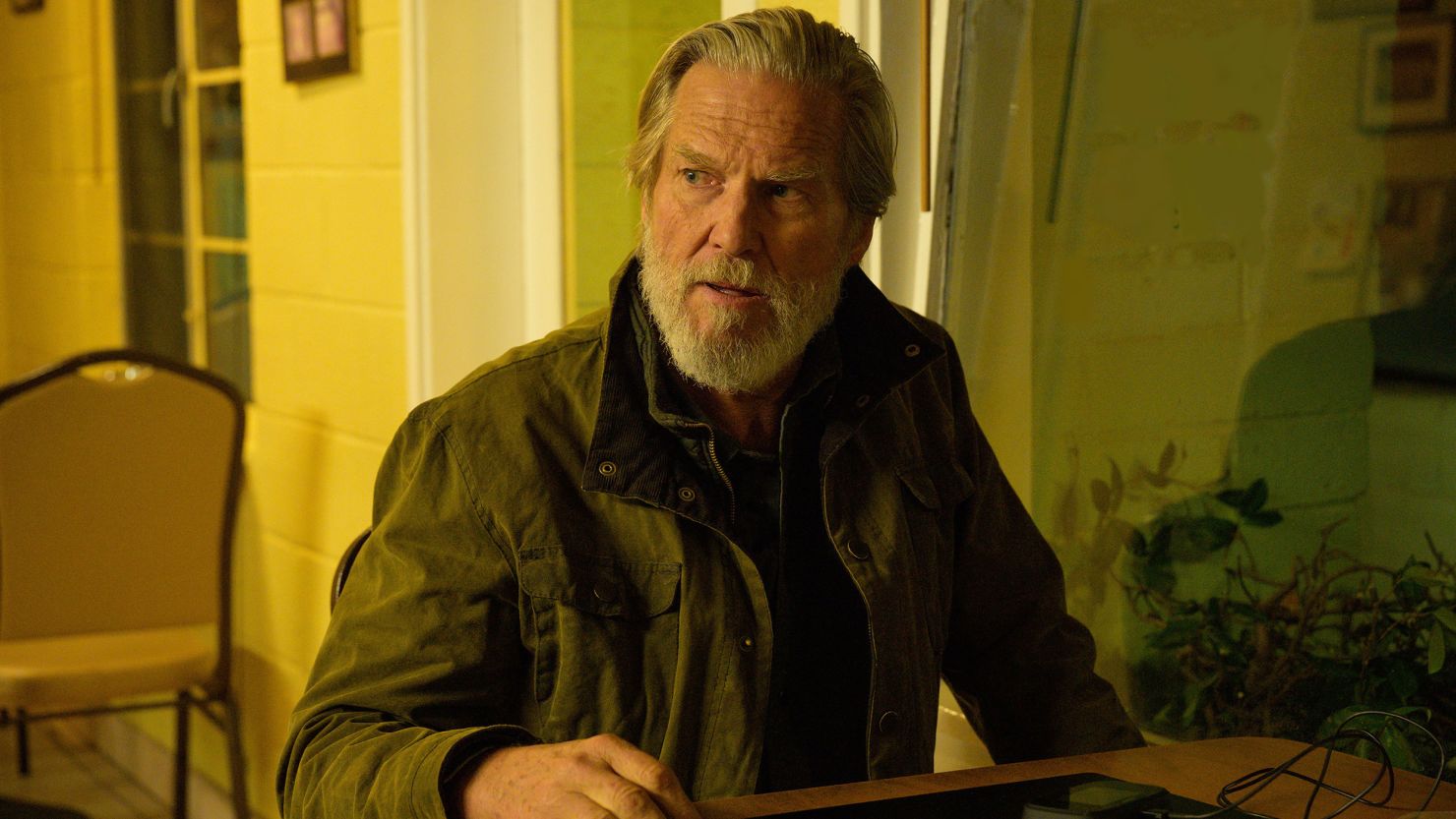 Jeff Bridges plays an agent living off the grid in FX's 'The Old Man.'