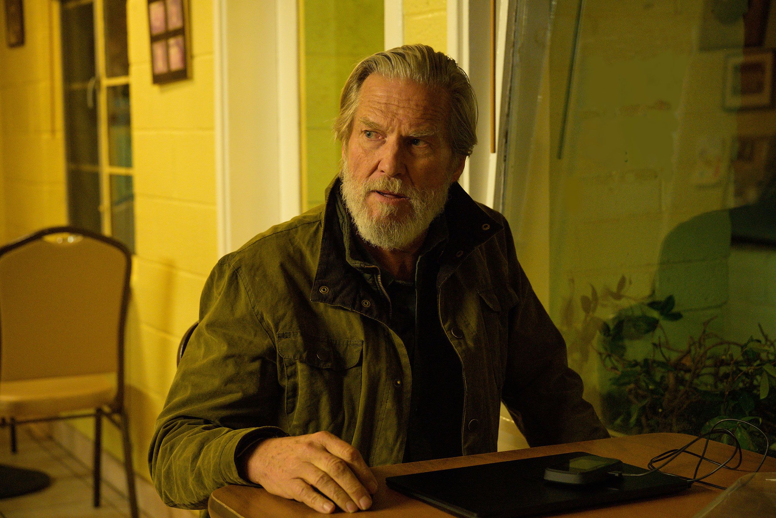 How To Watch The Old Man With Jeff Bridges The Old Man' review: Jeff Bridges and John Lithgow bring life to the FX spy  drama | CNN