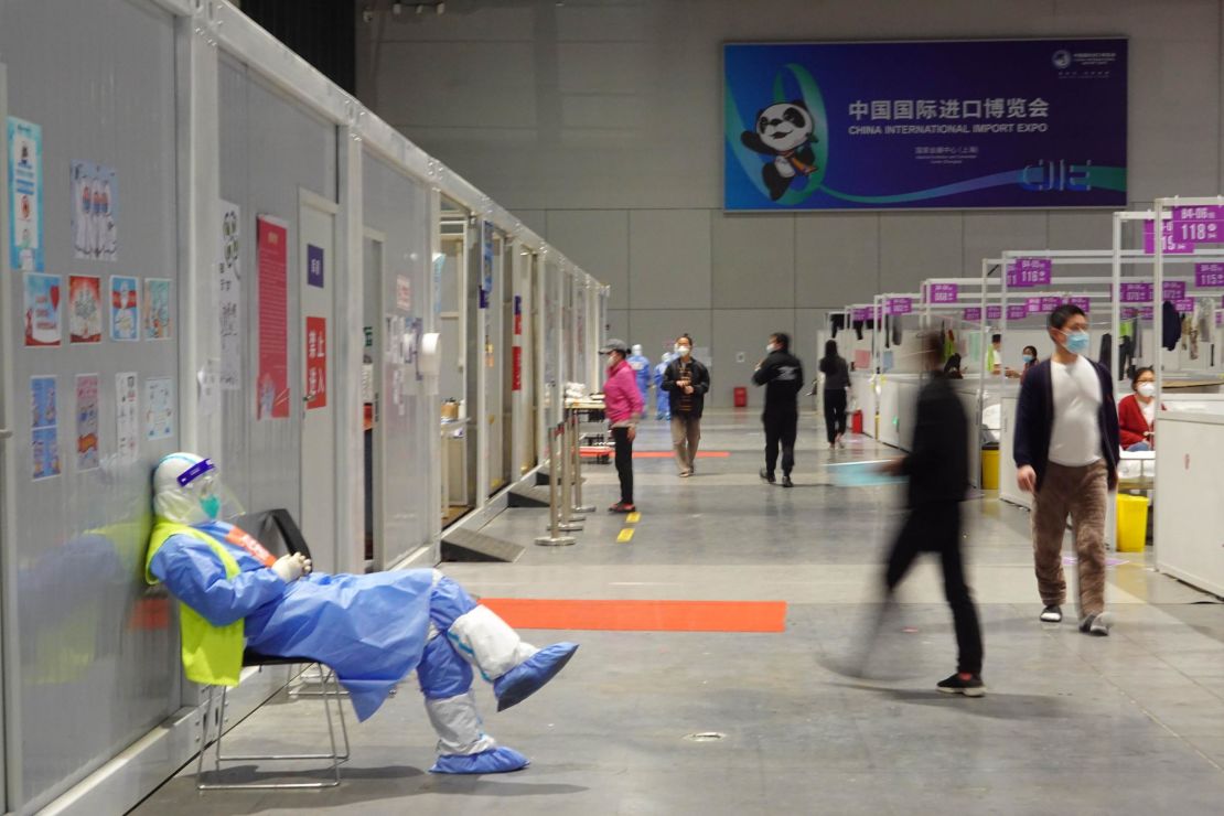 The scene inside Shanghai's biggest Covid-19 quarantine facility in May 2022. 