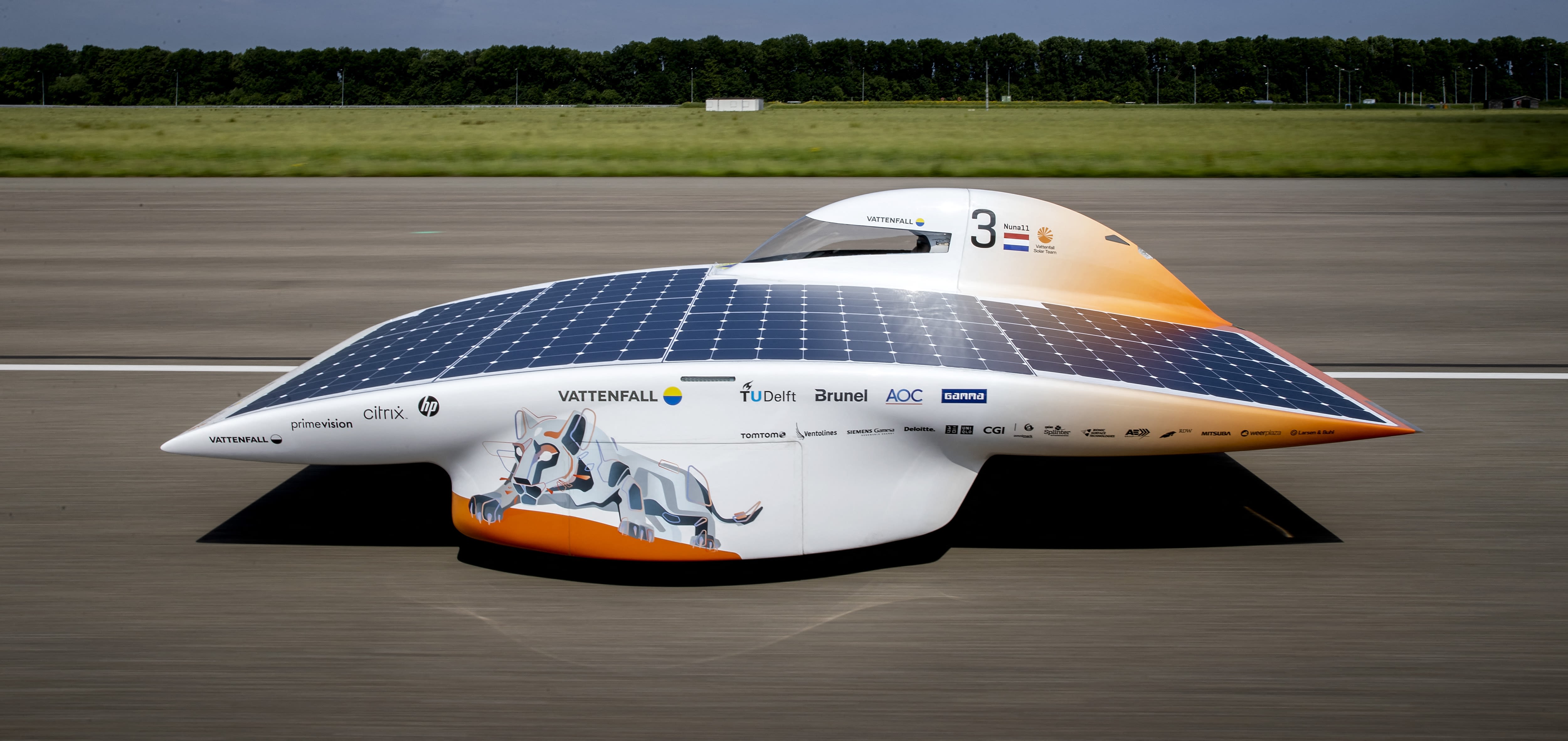 Every two years, solar-powered vehicles race at the World Solar Challenge event -- and the competition has inspired some innovative designs. Last year, Vattenfall Solar Team, made up of students from Delft University, in the Netherlands, finished third at Solar Challenge Morocco with a solar-powered car called Nuna 11. The unusual vehicle has three-wheels -- two on the right and one on the left. 