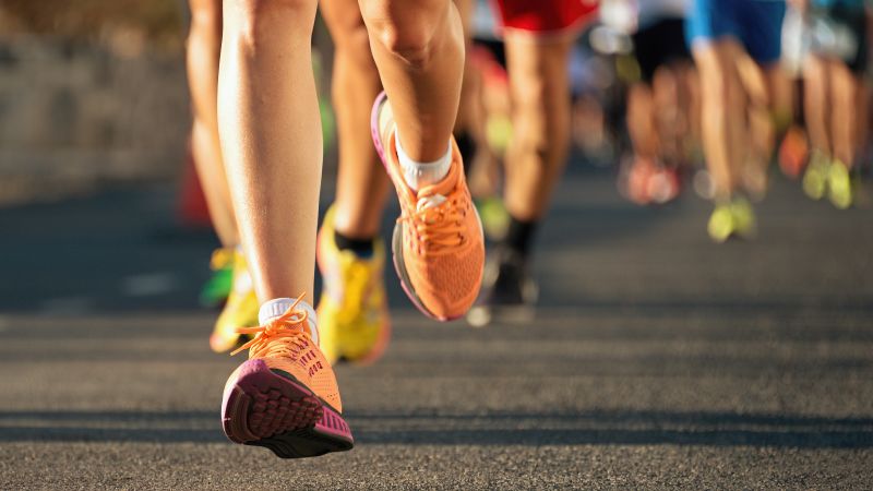 How to choose athletic shoes that work for you