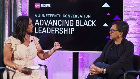 CNN's Stephanie Elam talks with Brewer during the event.