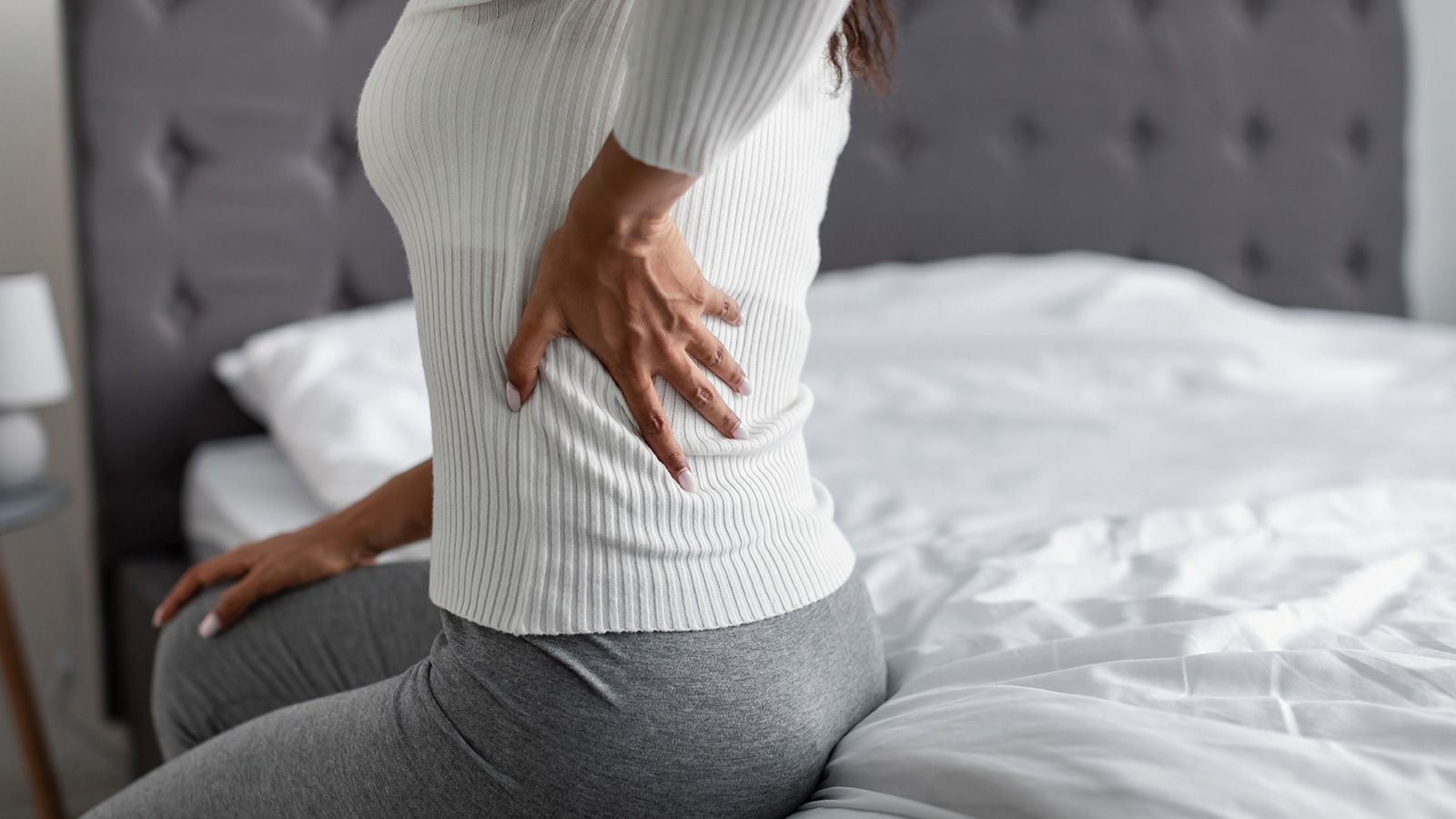 Fix back pain, the common enemy for men. Try a full back massage