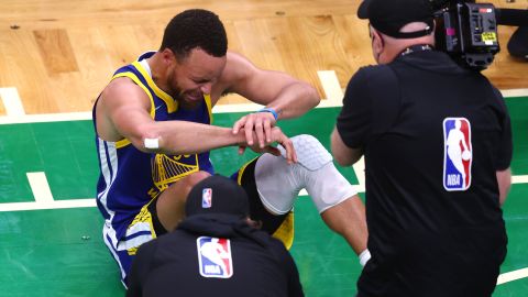 Curry breaks down in tears after defeating the Boston Celtics in Game 6 of the 2022 NBA Finals.