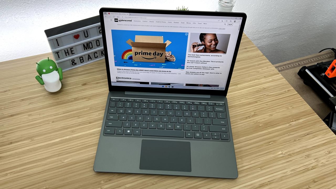 Zoek machine optimalisatie ijzer vreugde Surface Laptop Go 2 review: A good $599 laptop for those on a budget | CNN  Underscored