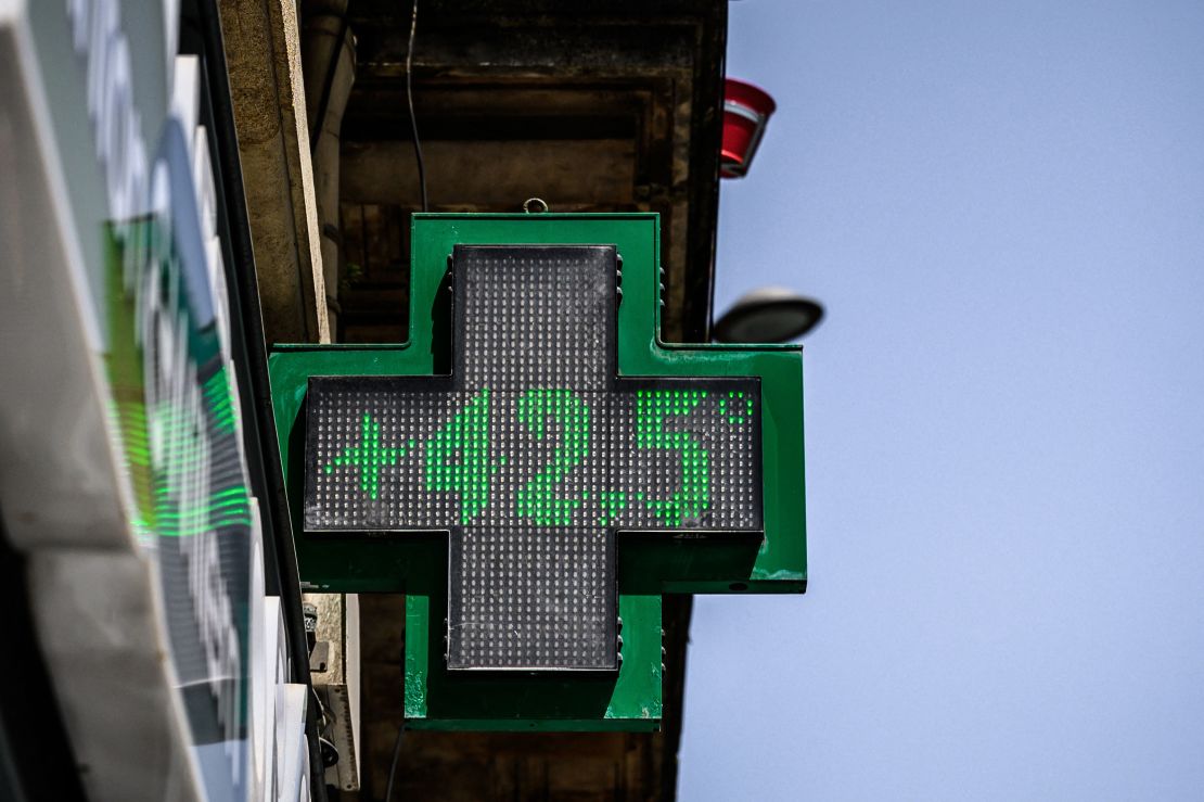 This photograph taken on June 17 shows a pharmacy sign displaying the temperature of 42.5 degrees Celsius in Bordeaux, south-western France. 