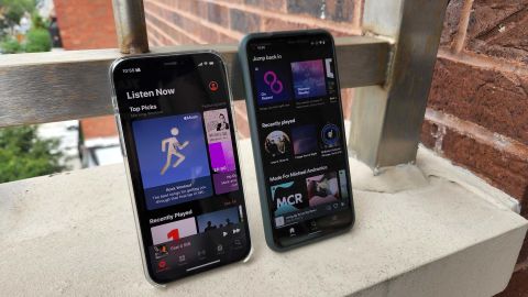 Apple Music vs Spotify Lead