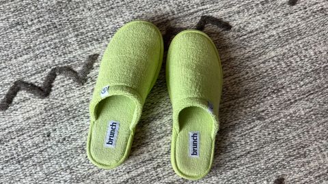 Brunch Le Classic Slippers in Key Lime