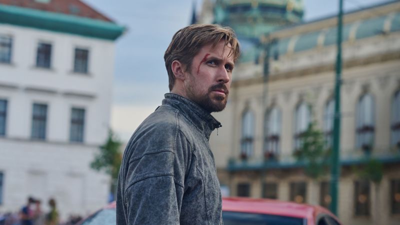 Ryan Gosling brings the heat in spy thriller ‘The Gray Man’ | CNN