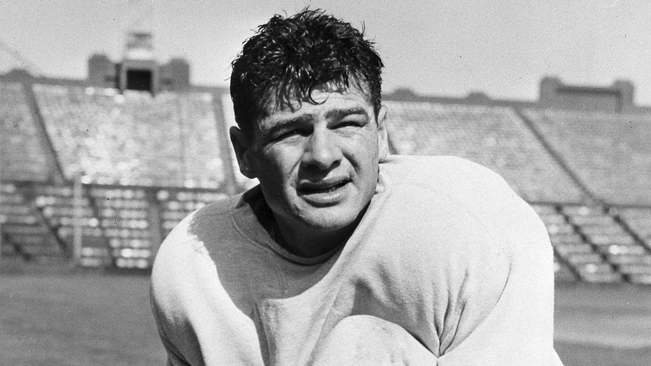 Hugh McElhenny, Pro Football Hall of Famer, dies at 93