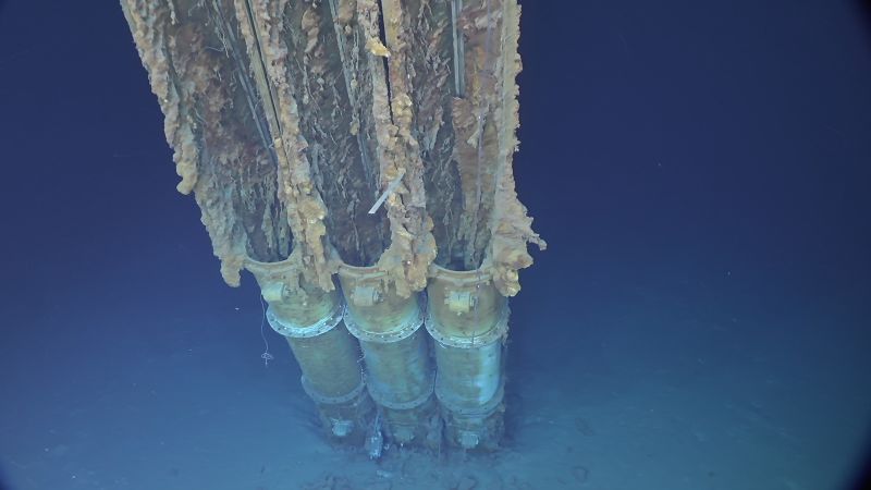 USS Samuel B. Roberts: Explorers Find The World's Deepest Shipwreck In ...