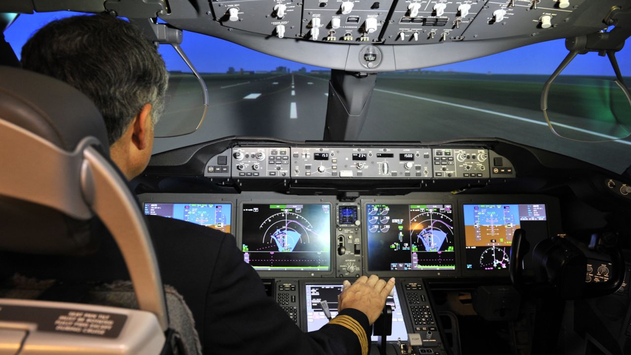 A full-spec flight simulator offers a useful test of whether you could land a plane. 