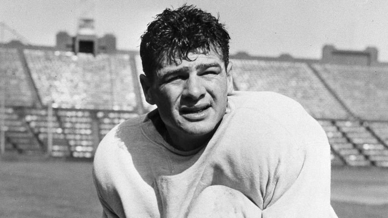 Former San Francisco 49ers halfback <a target="_blank">Hugh McElhenny</a> died at the age of 93, the Pro Football Hall of Fame announced on June 23.