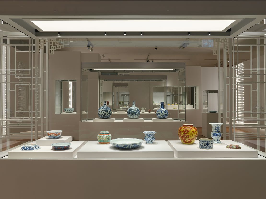One of the museum's nine galleries focuses on the history of Chinese ceramics, particularly imperial porcelain from the Ming and Qing dynasties.