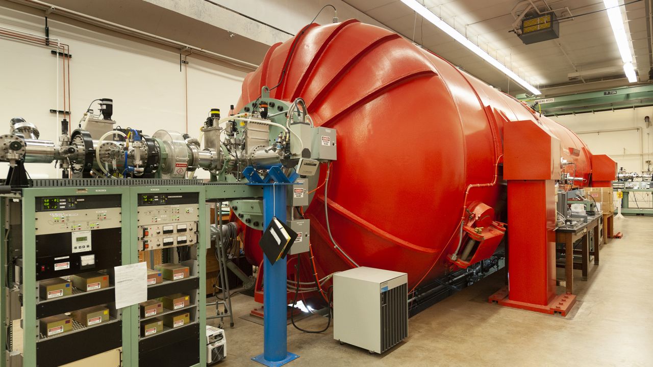 The PRIME Lab FN tandem accelerator at Purdue University was used to secure the new dates of the fossils. 