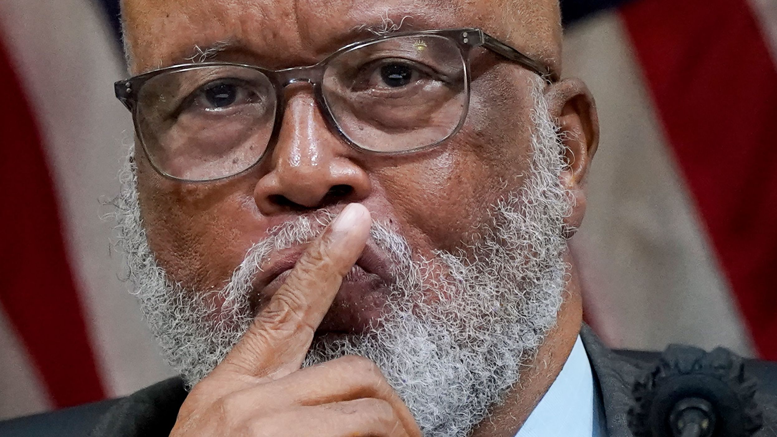 Chairman Thompson listens to Hutchinson's testimony on June 28.
