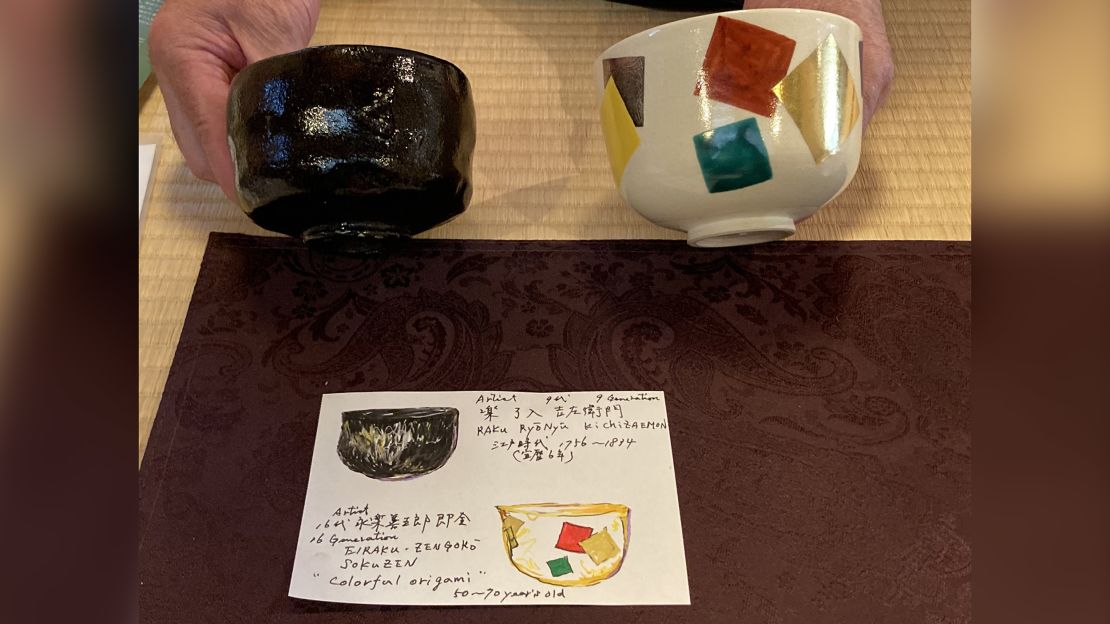 Antiques dealer Mitsuro Okubo provides lucky guests with an original drawing of their tea cups and an explanation of their origins.