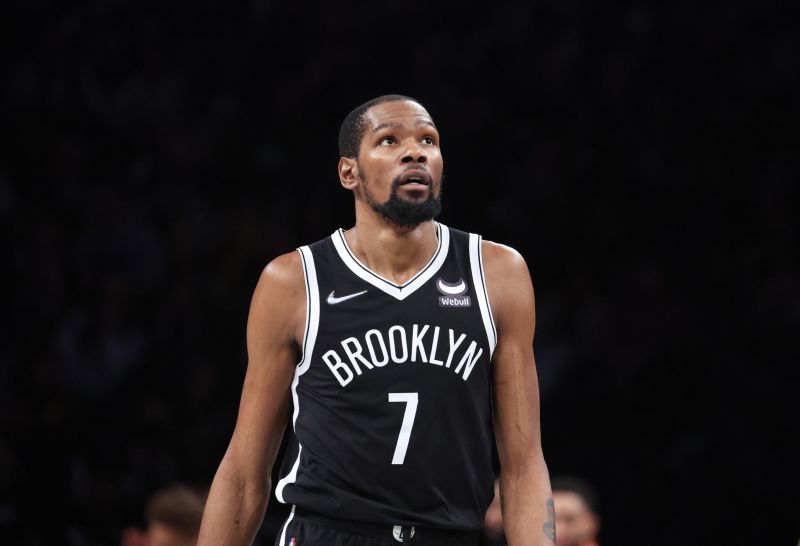 Kevin Durant to remain with Brooklyn Nets, team management says | CNN