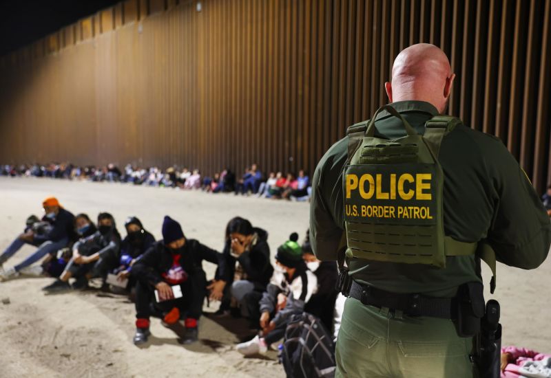 Title 42: Federal Judge Blocks Rule That Allowed Expulsion Of Migrants ...