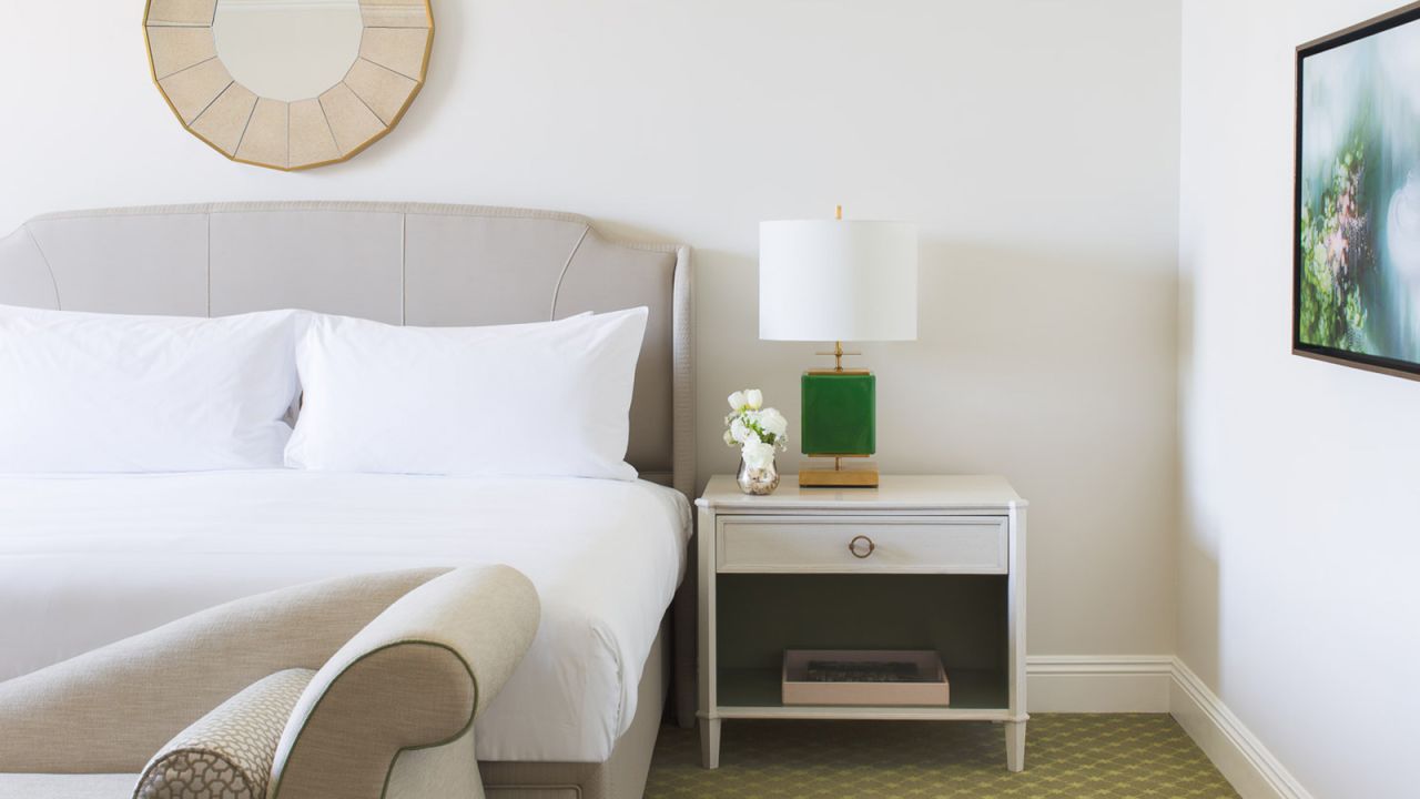 <strong>Guest rooms:</strong> The same serene palette has been carried into the guest rooms and suites, which have been overhauled with new furnishings and textiles.